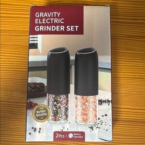 Gravity Electric Grinder Set - New in box